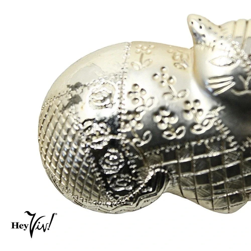Vintage Signed AJC Engraved Textured Gold Metal Cat Pin Brooch 2 7/8